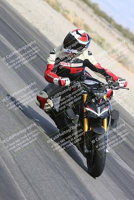 media/Mar-10-2024-SoCal Trackdays (Sun) [[6228d7c590]]/12-Turn 14 Inside (145pm)/